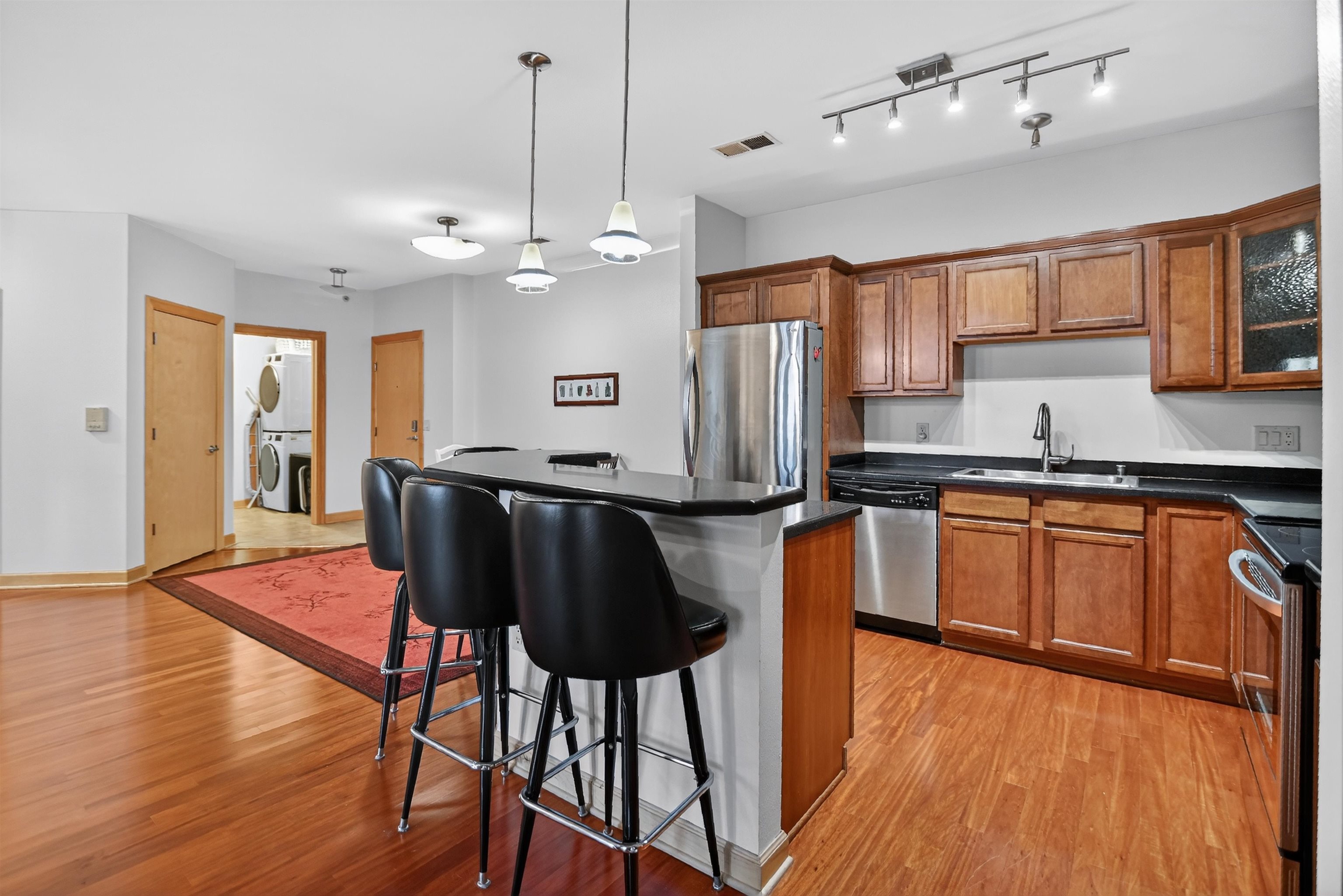 8253 Mayo Drive Unit: 106