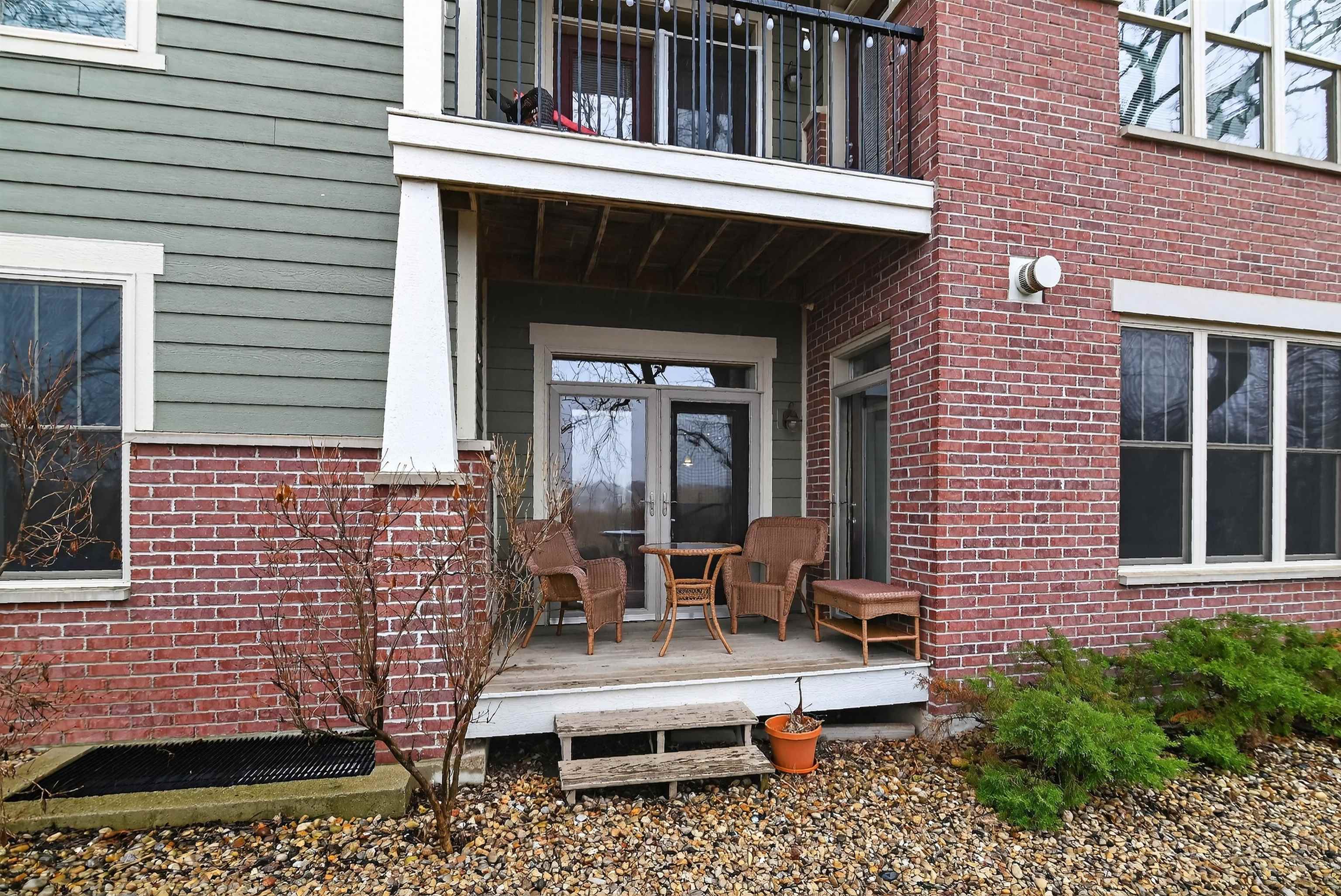 8253 Mayo Drive Unit: 106