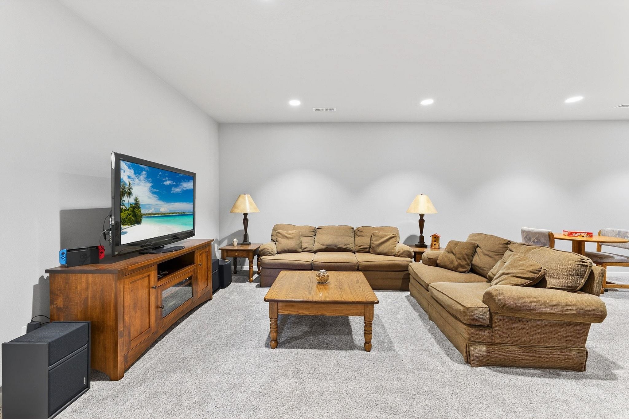 9801 Hawks Nest Drive