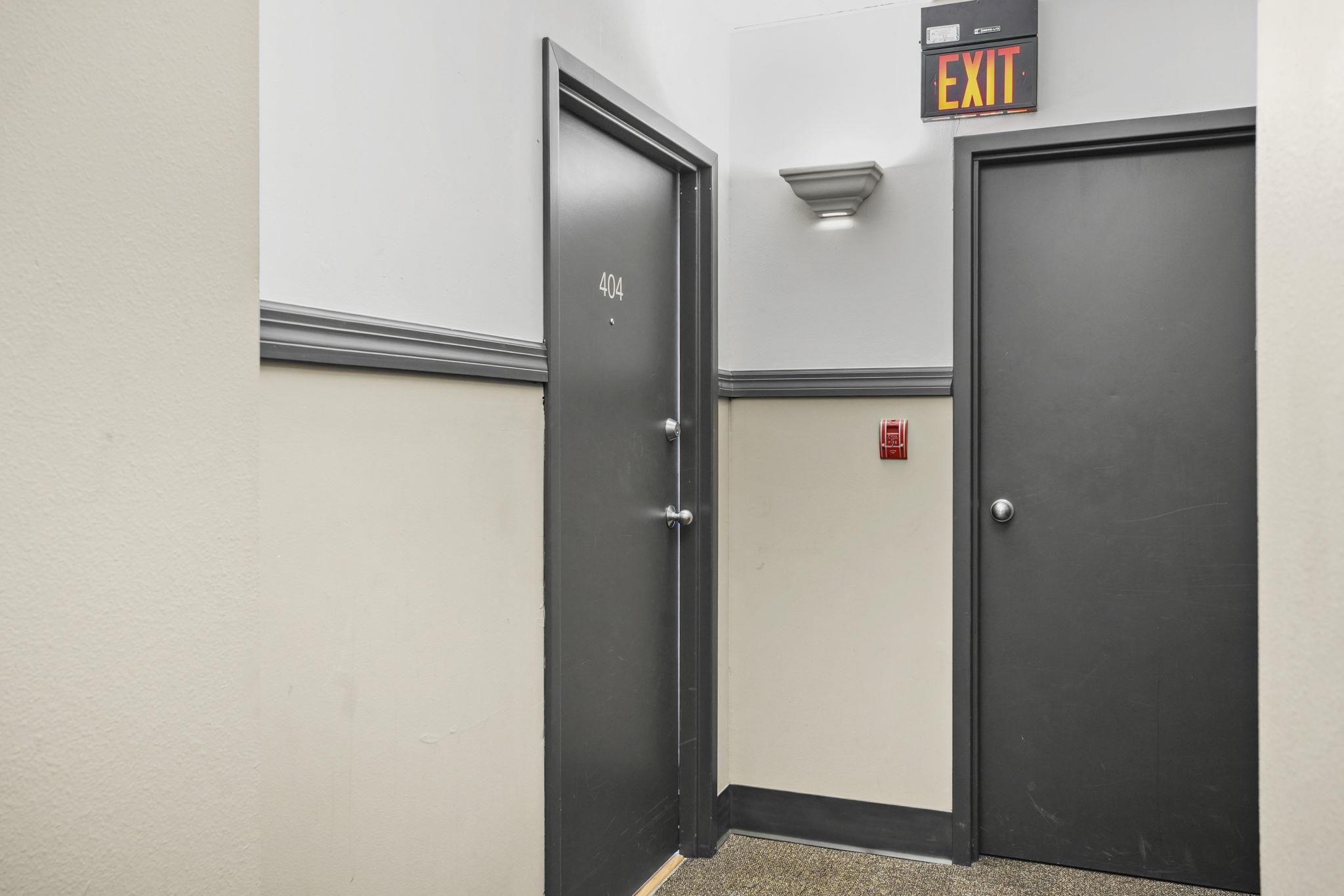 123 N Blount Street Unit: 404