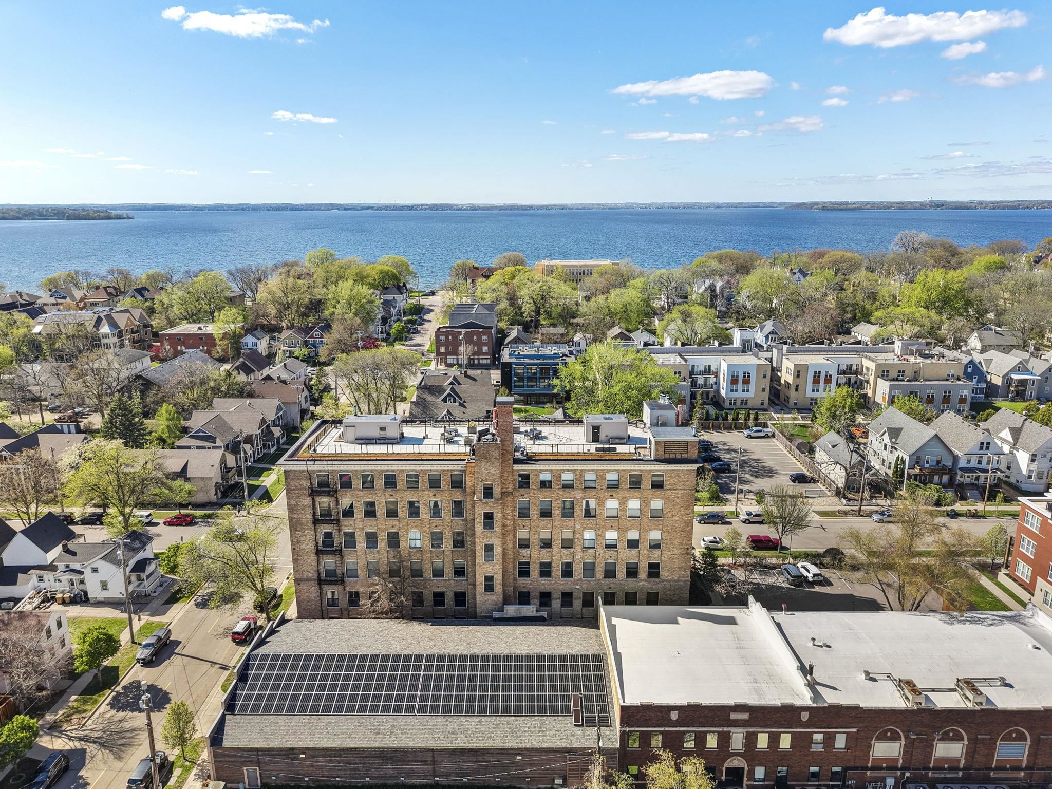 123 N Blount Street Unit: 404