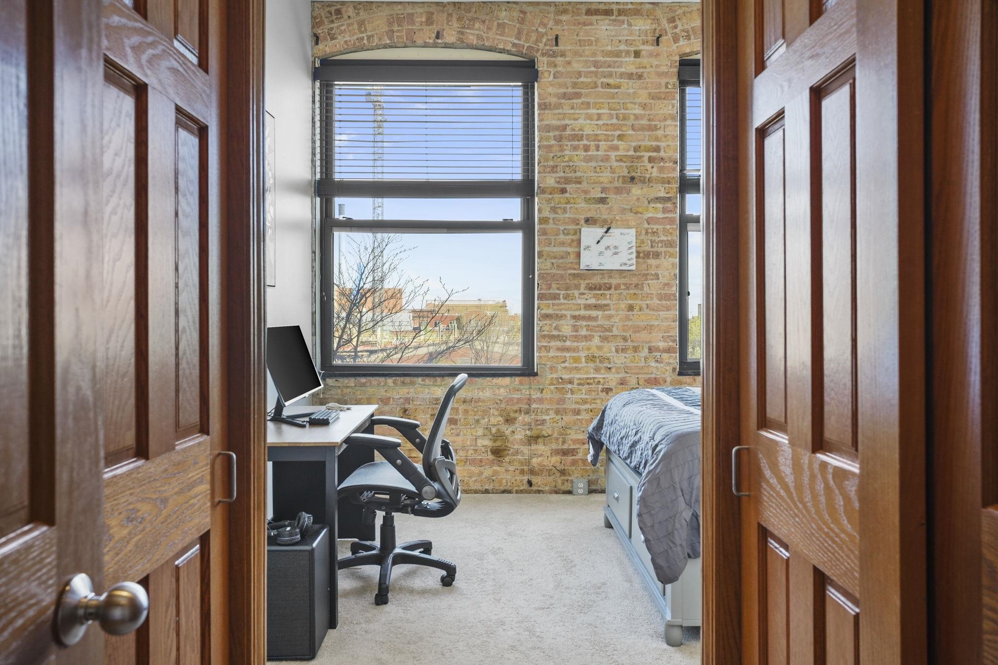 123 N Blount Street Unit: 404
