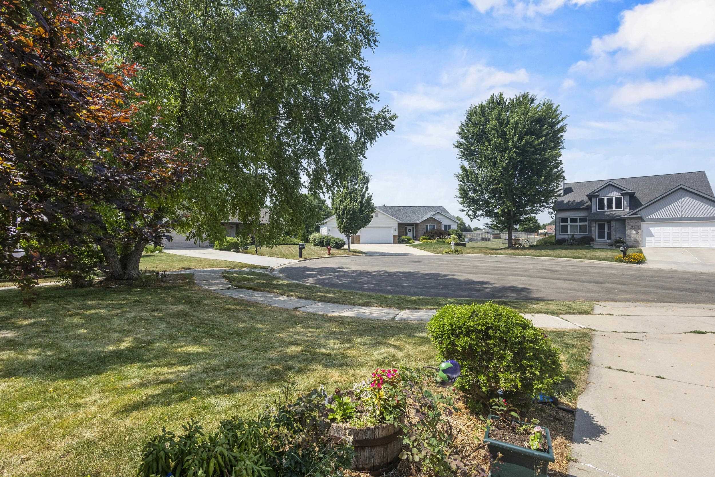 5605 Black Walnut Court