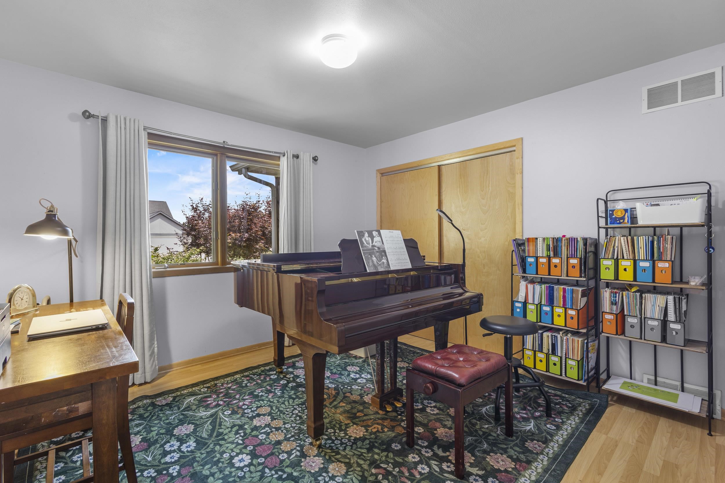 5605 Black Walnut Court