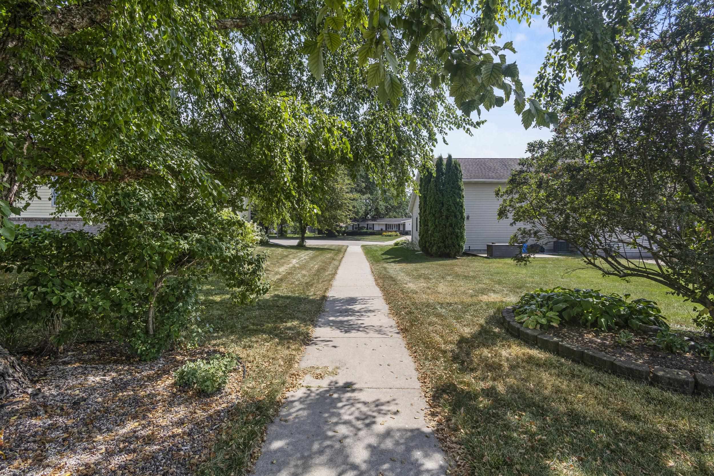5605 Black Walnut Court