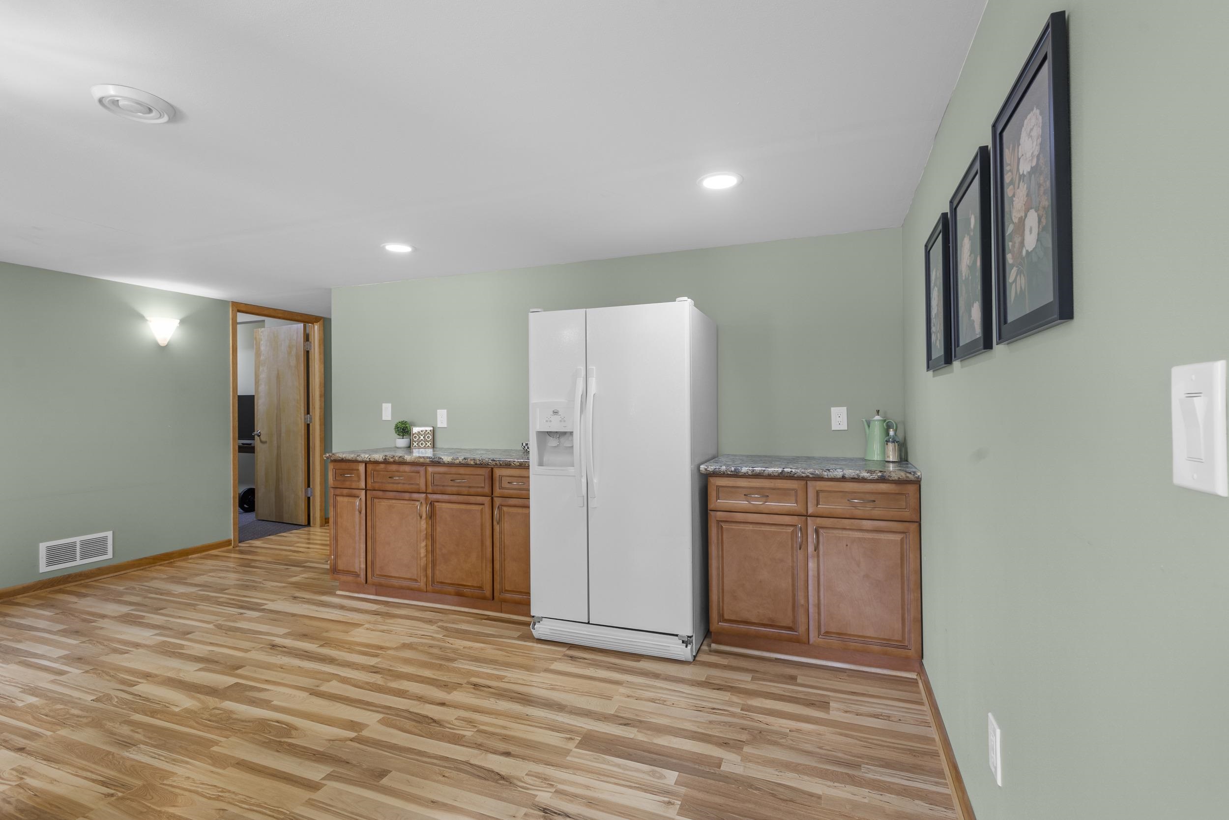 5605 Black Walnut Court