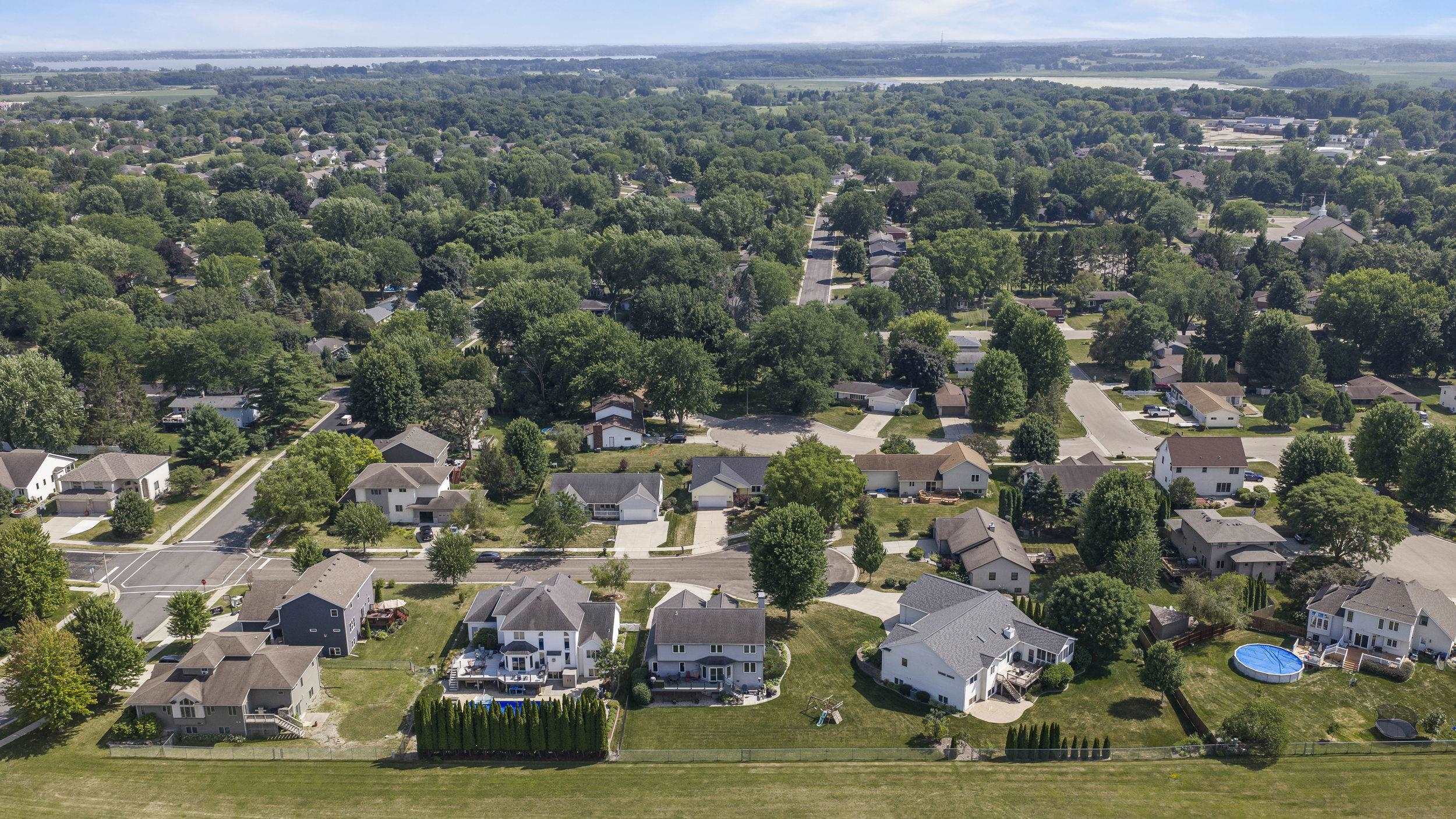 5605 Black Walnut Court