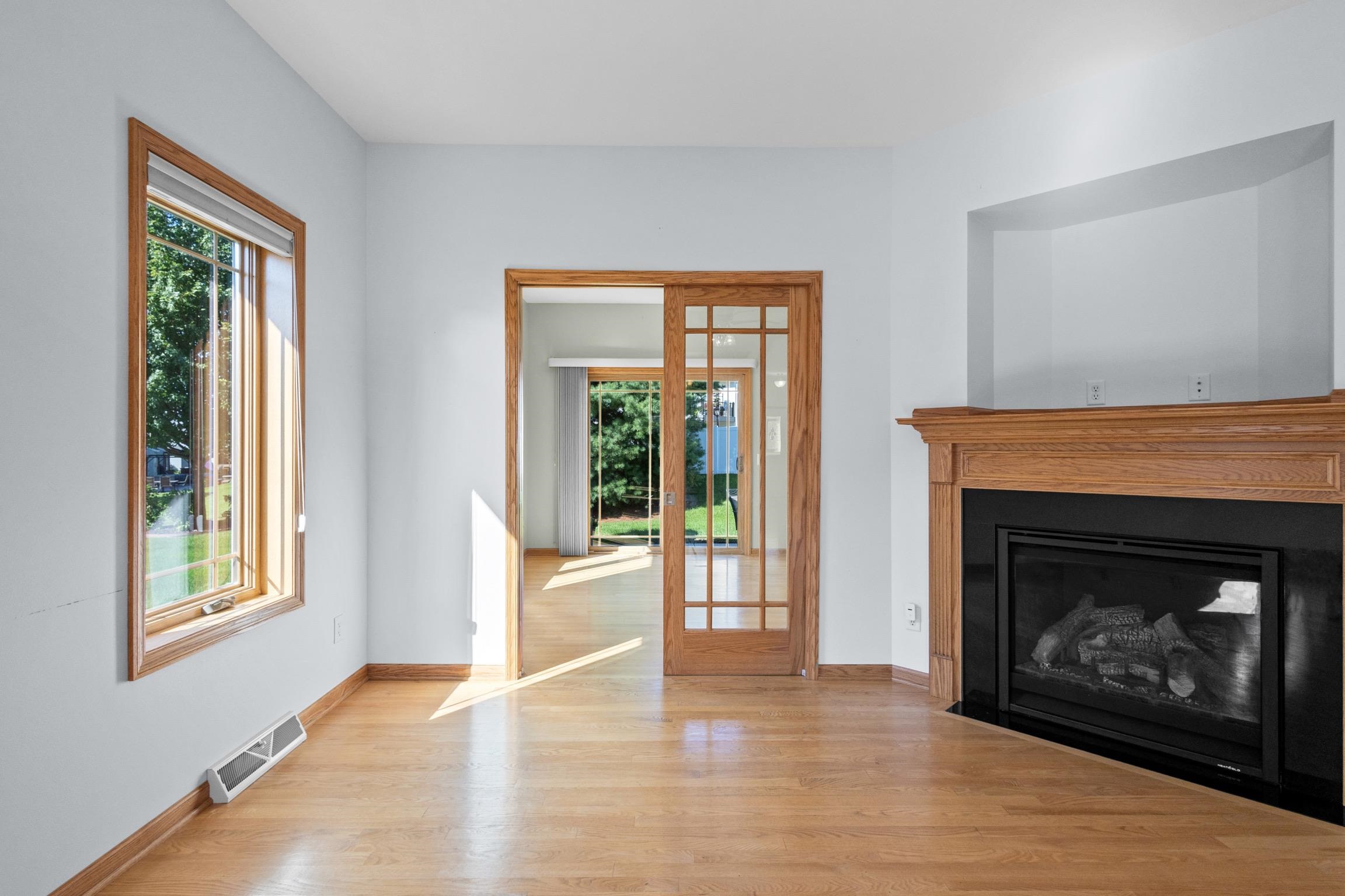 5708 Prairie Stone Drive