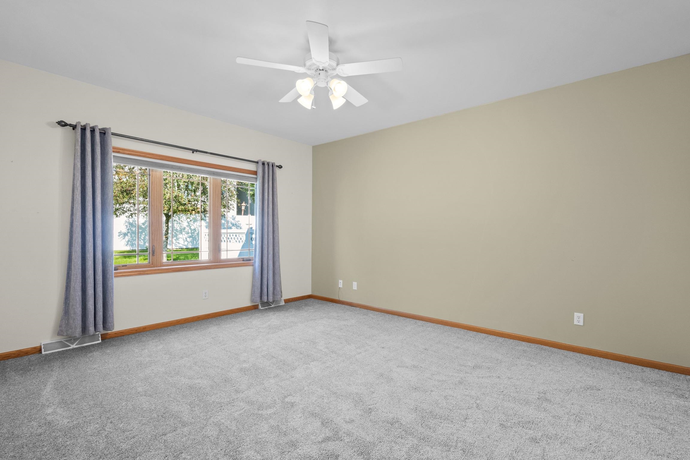 5708 Prairie Stone Drive