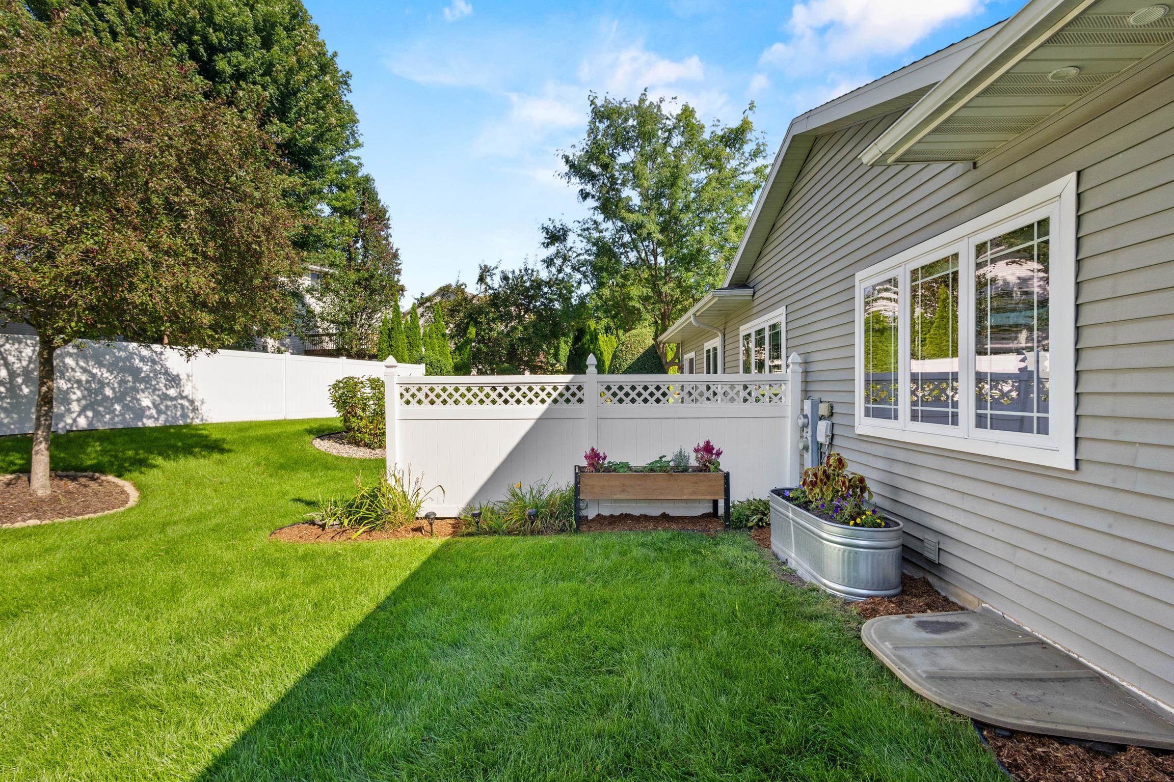 5708 Prairie Stone Drive