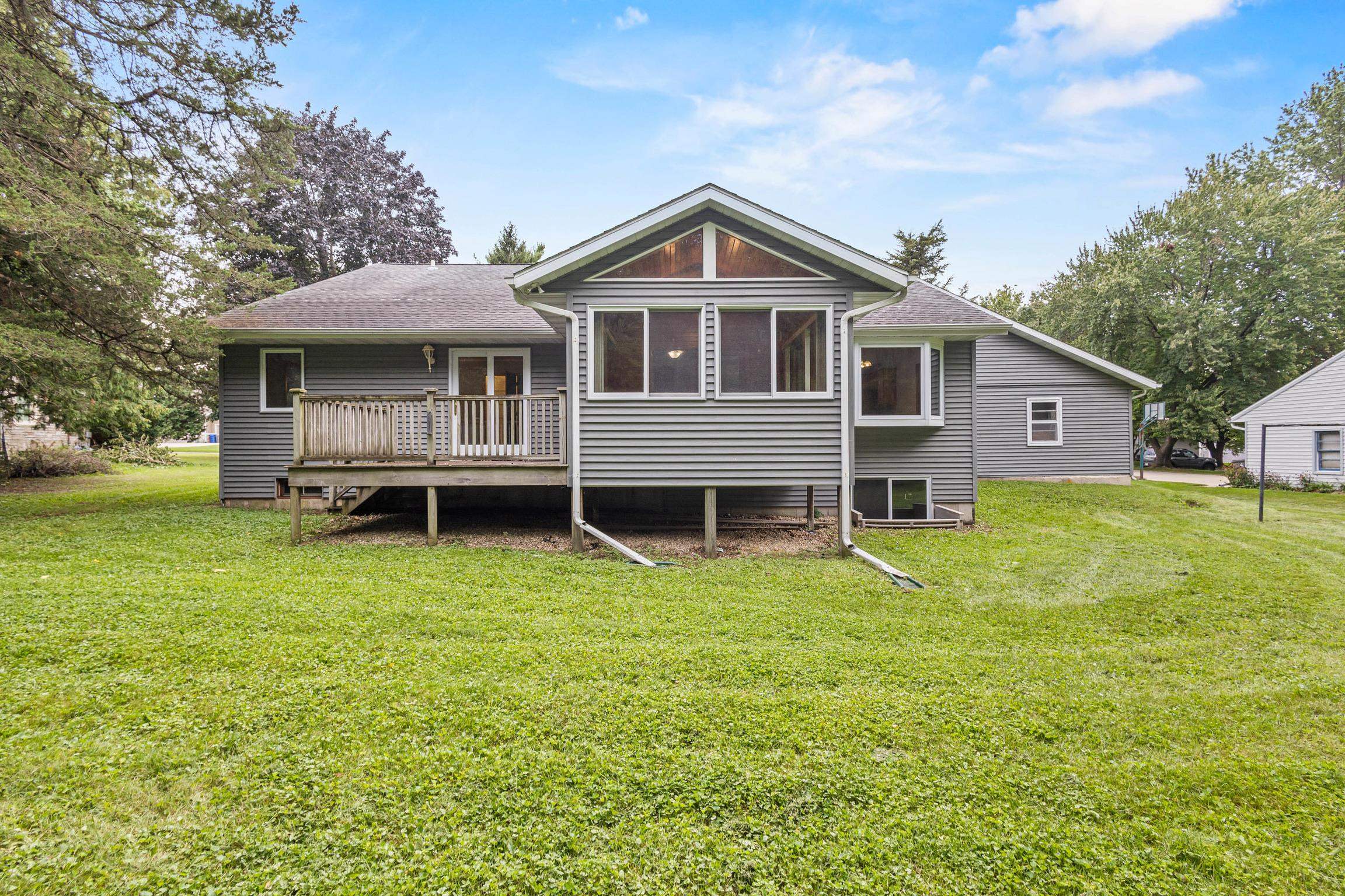 4808 Midmoor Road