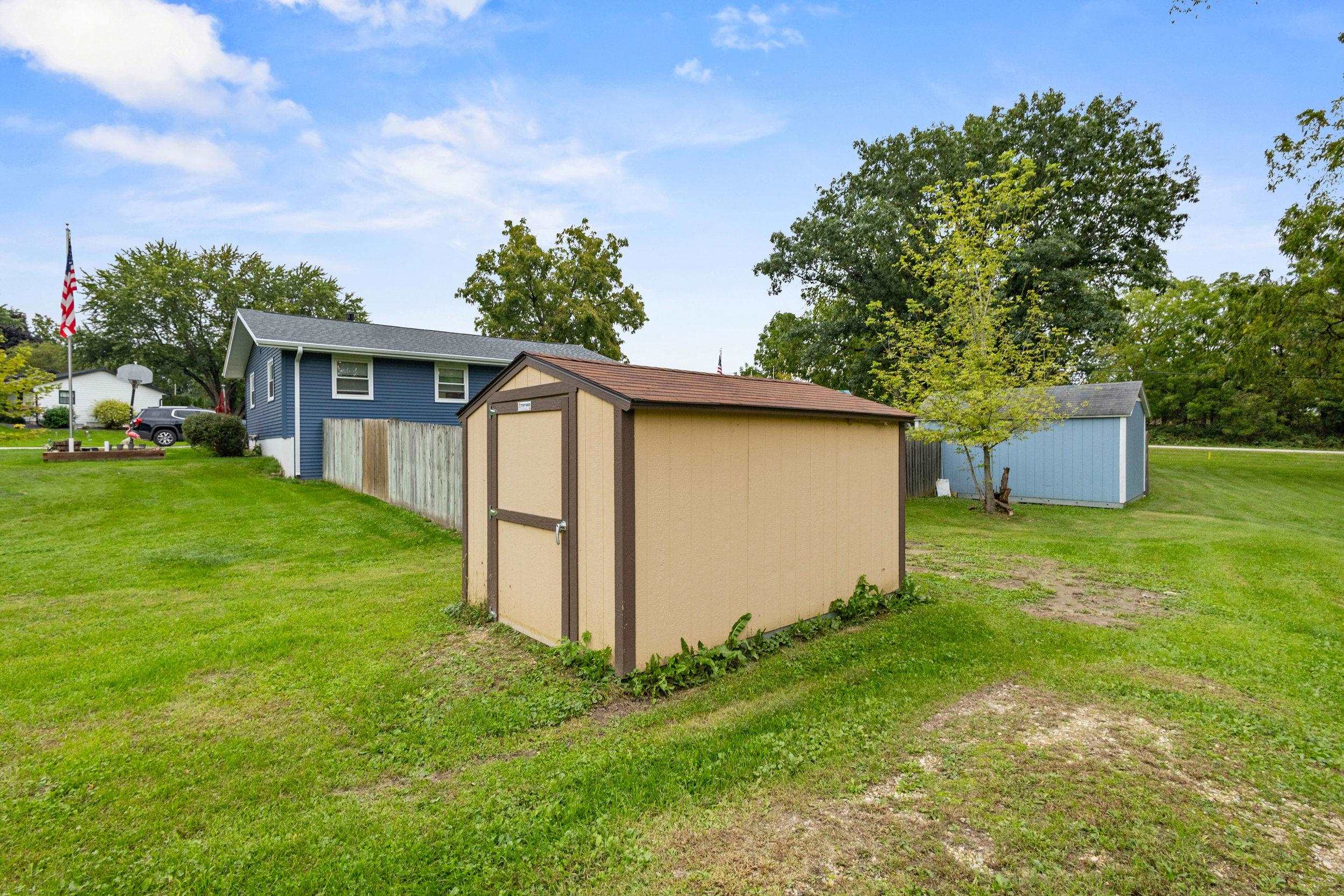 10168 N Amber Trail