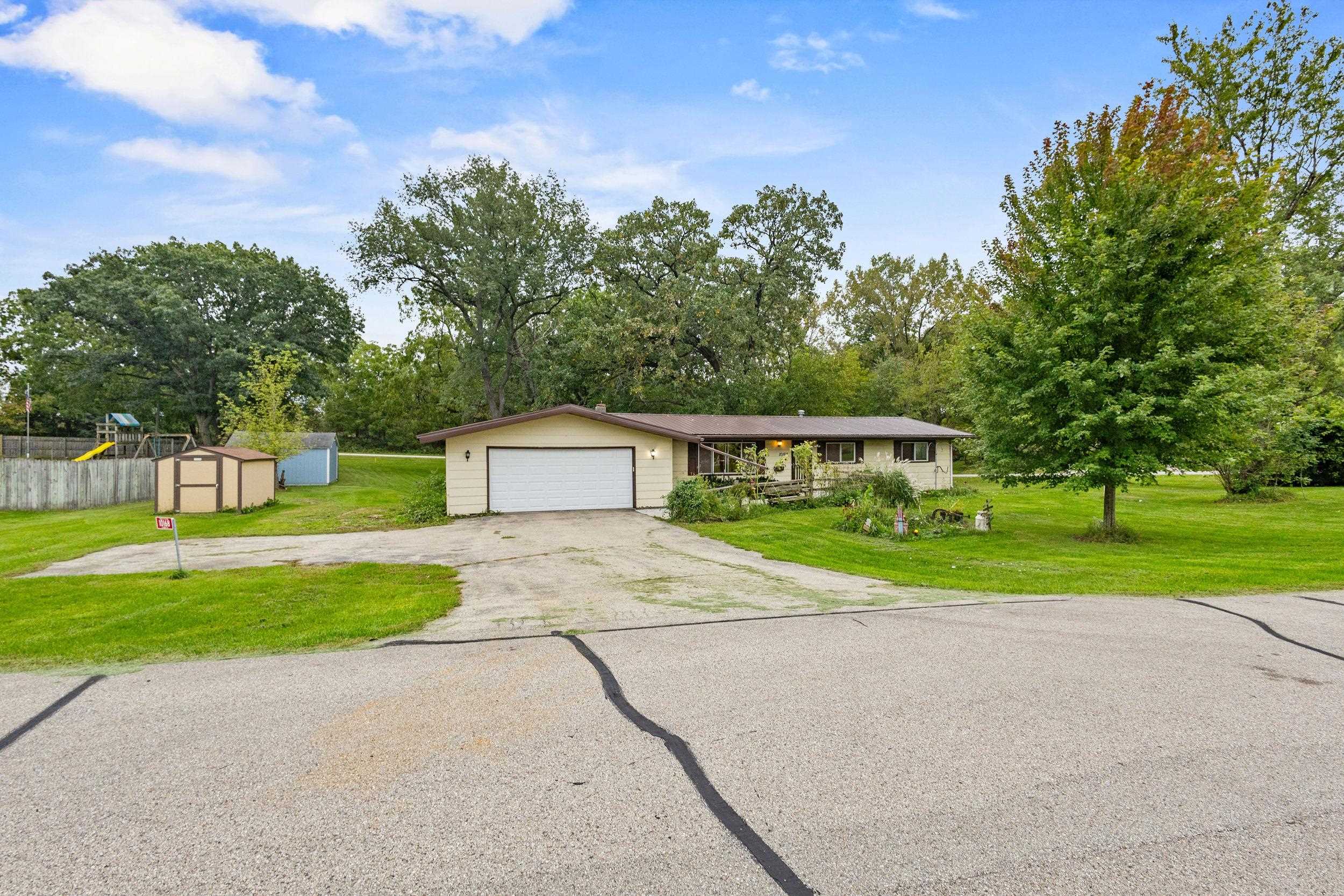 10168 N Amber Trail
