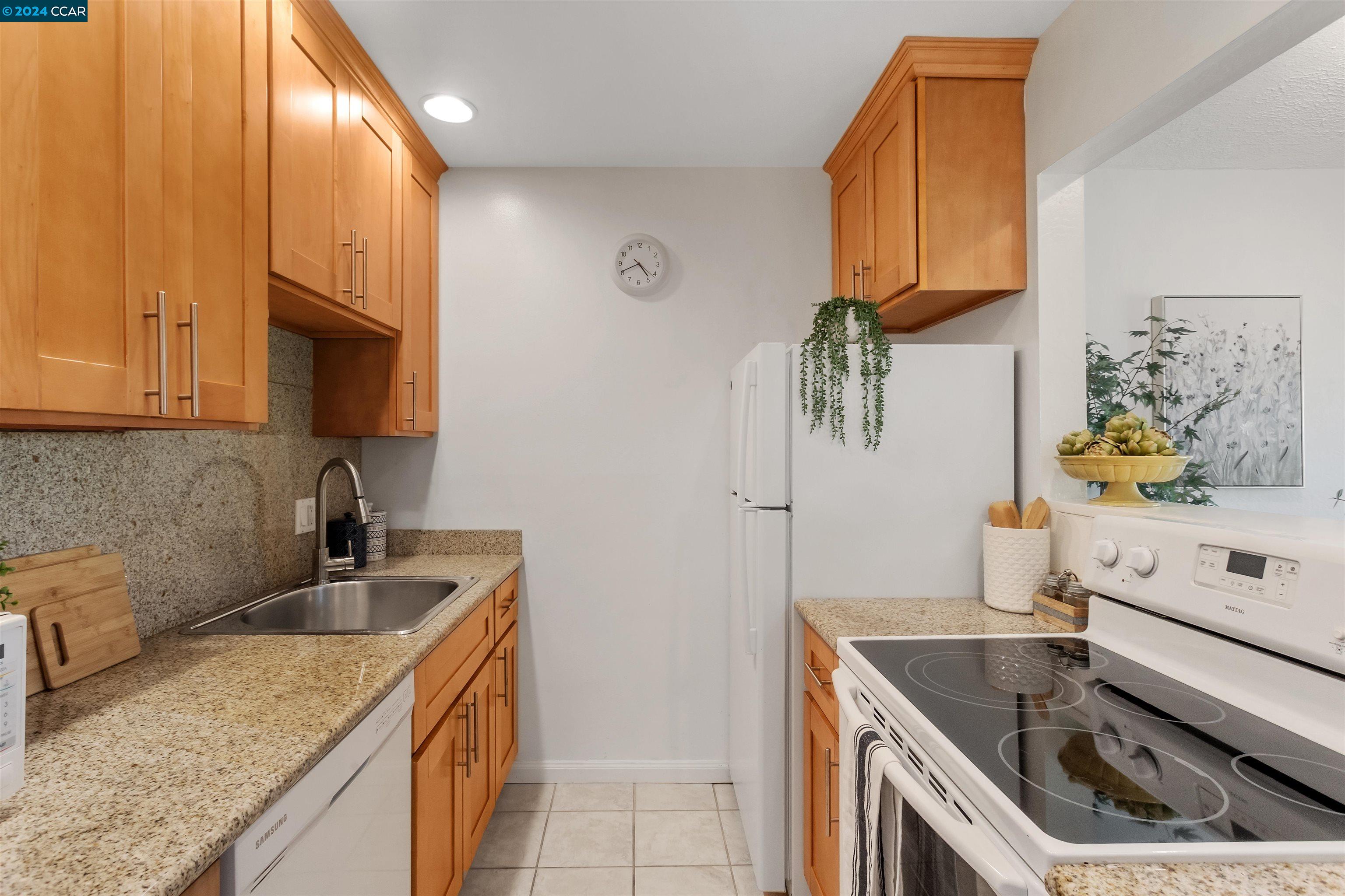 470 N Civic Dr # 504