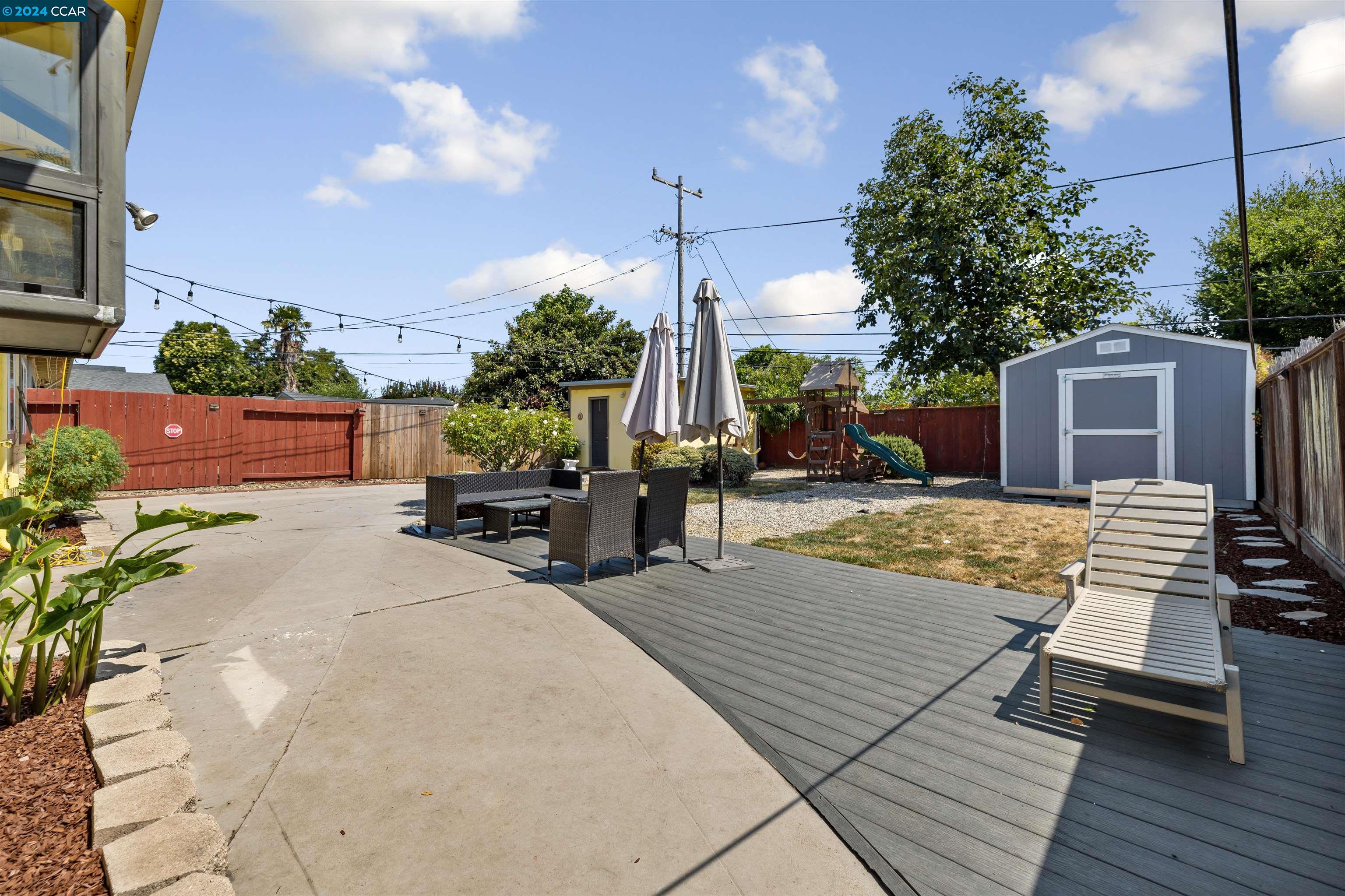 809 Rand St