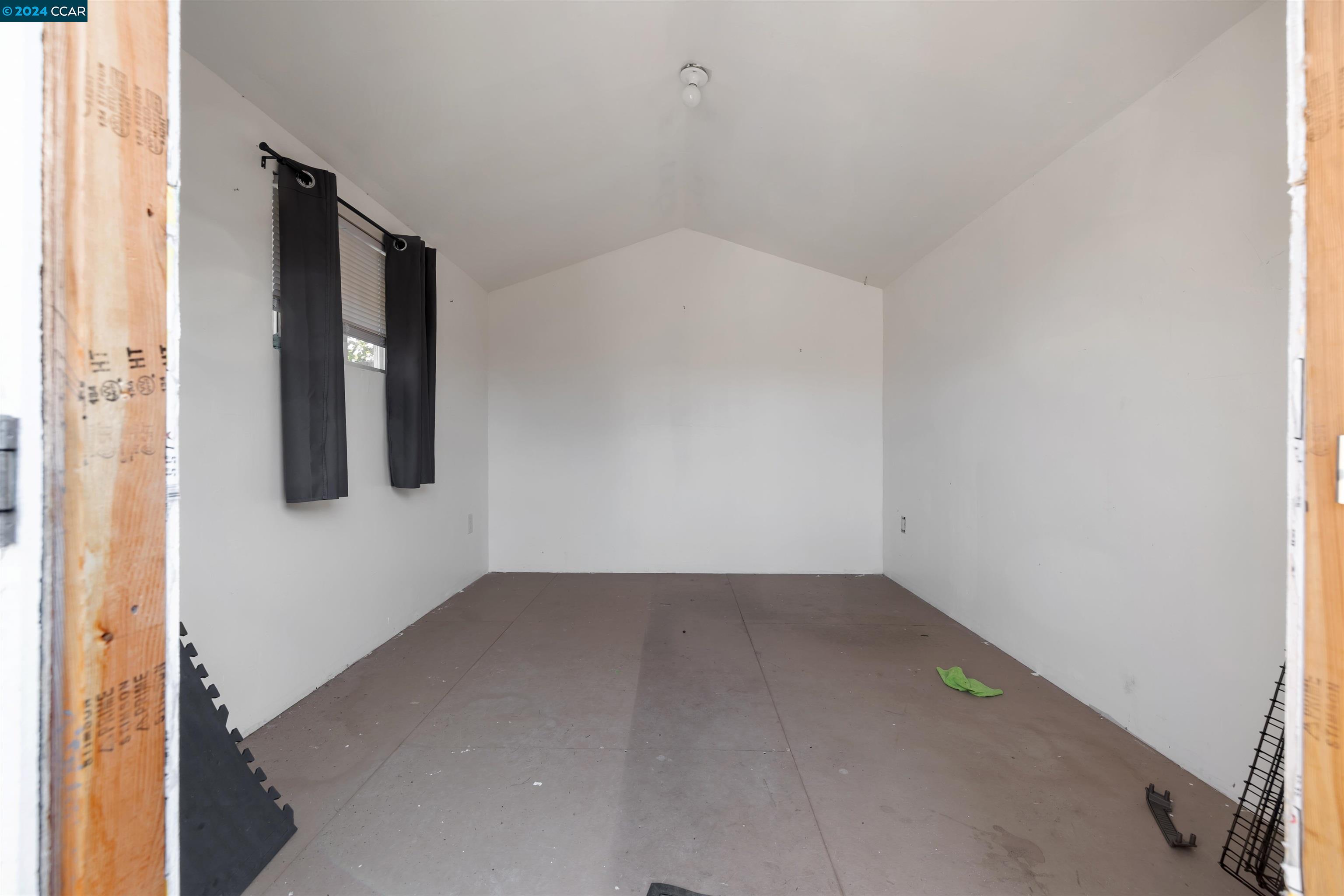 809 Rand St