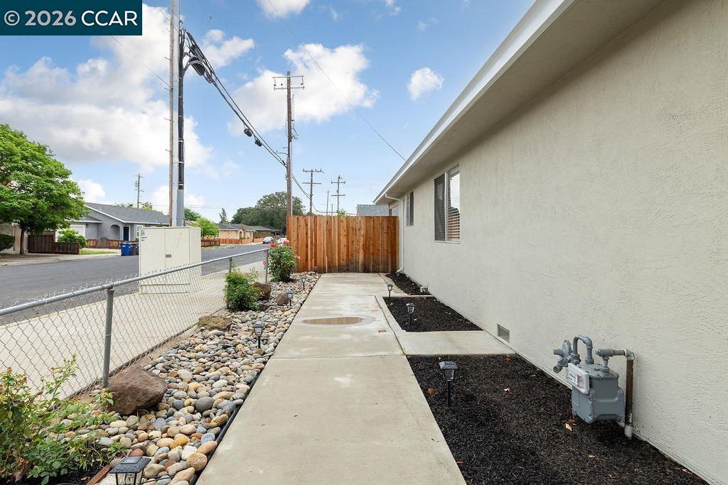231 Star St