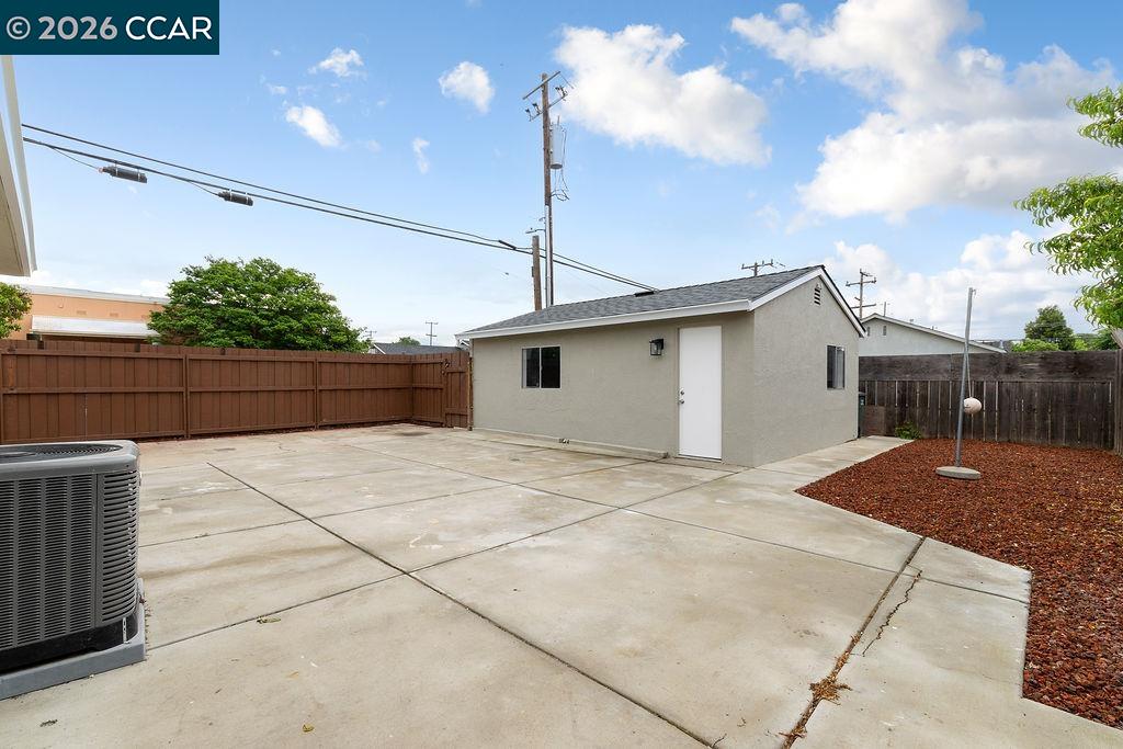 231 Star St
