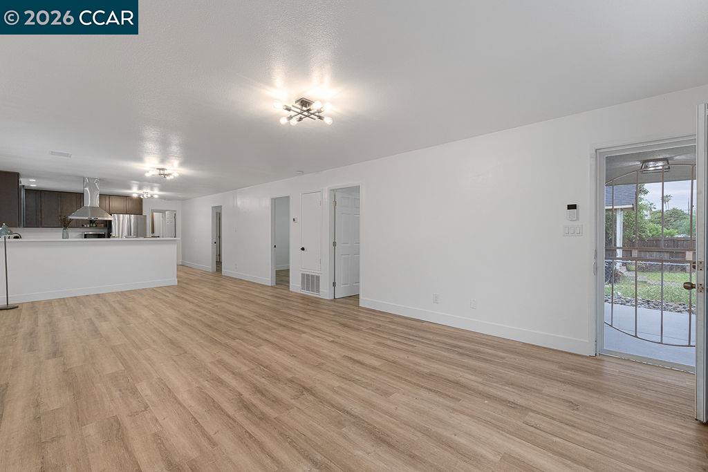 231 Star St