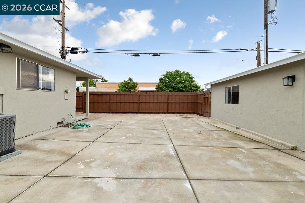 231 Star St