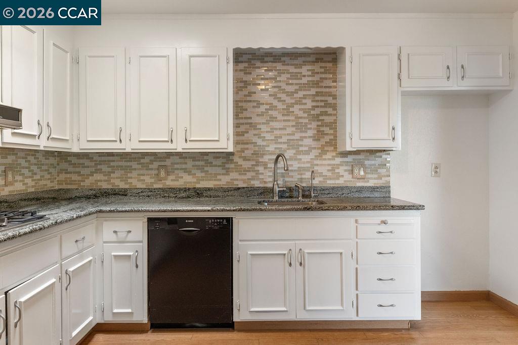 3112 Garrow Dr