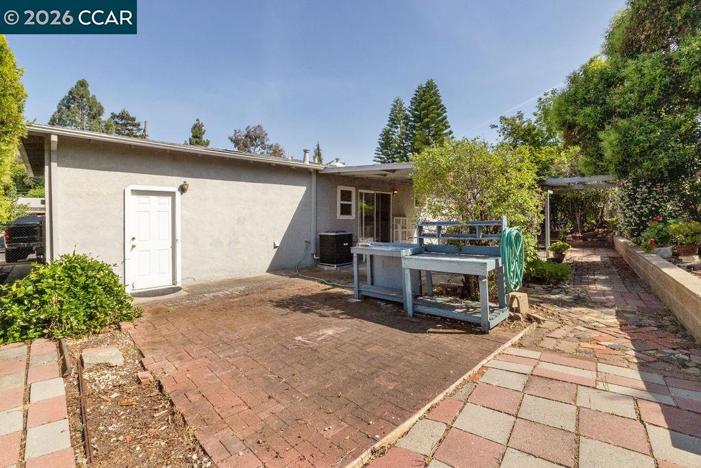 3112 Garrow Dr