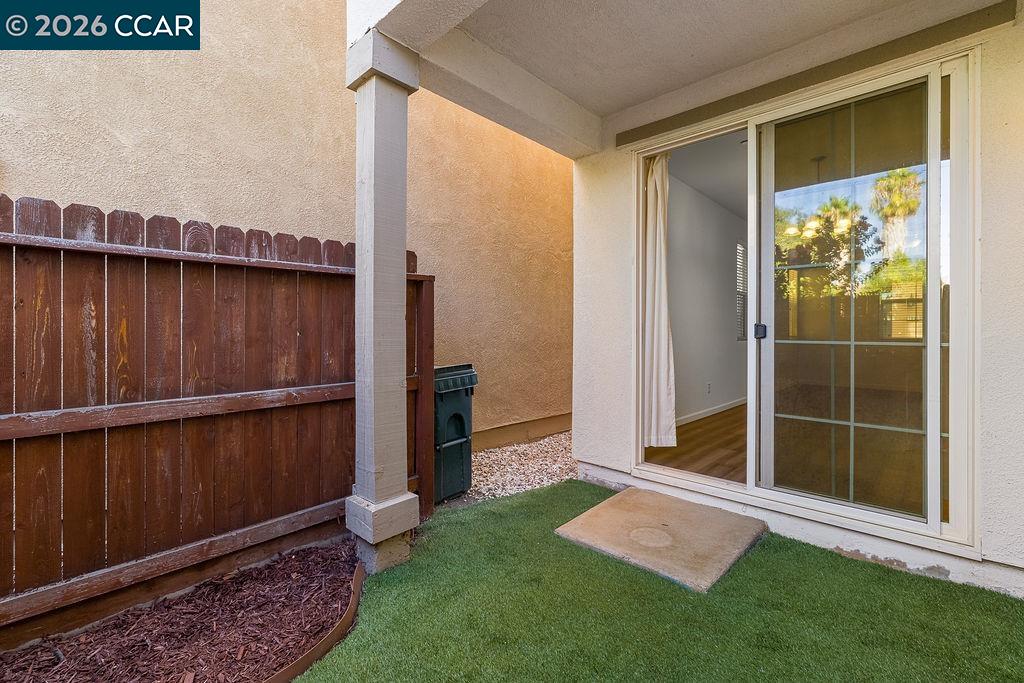 7832 Acorri Walk