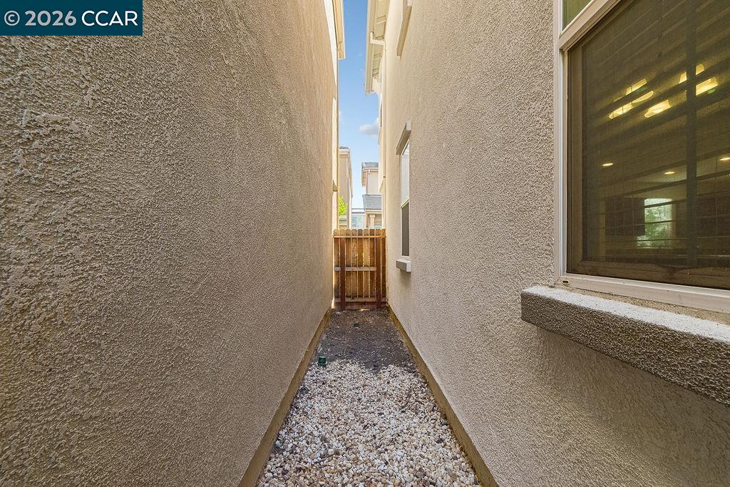 7832 Acorri Walk