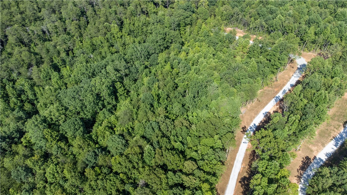 00A Chalmers Mountain Road