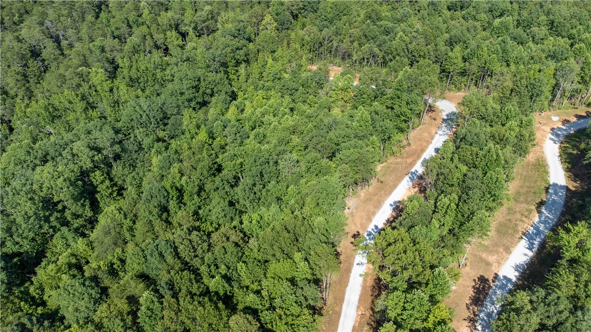 00A Chalmers Mountain Road