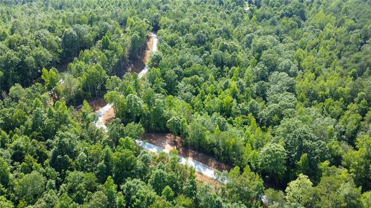 00A Chalmers Mountain Road