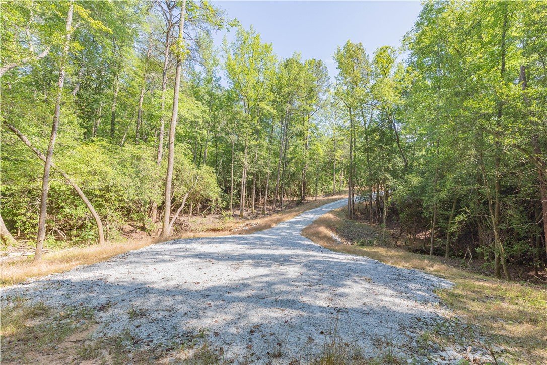 00A Chalmers Mountain Road