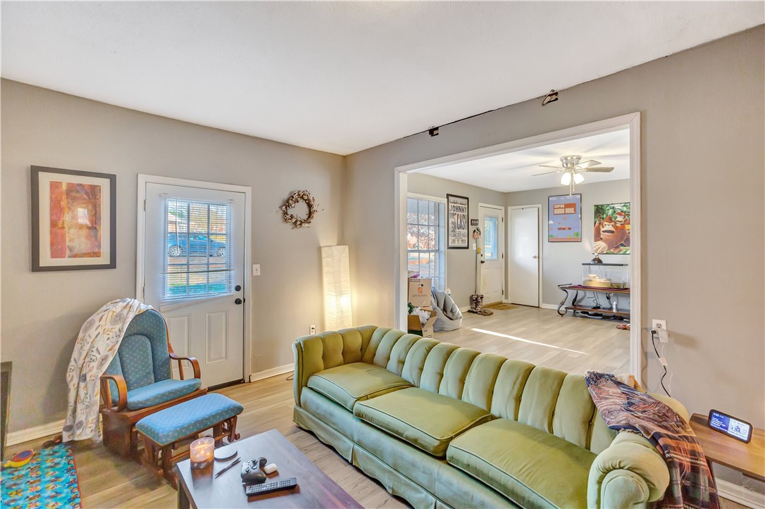 3922 Seminole Avenue