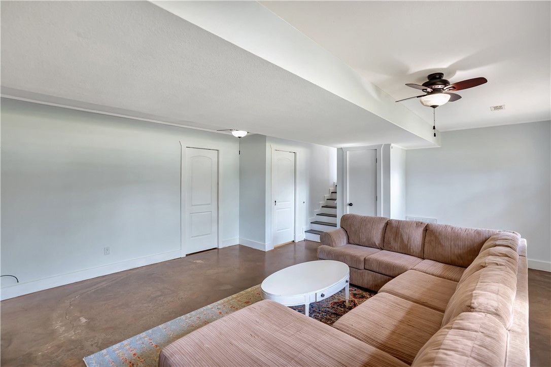 108 Stonebrook Drive