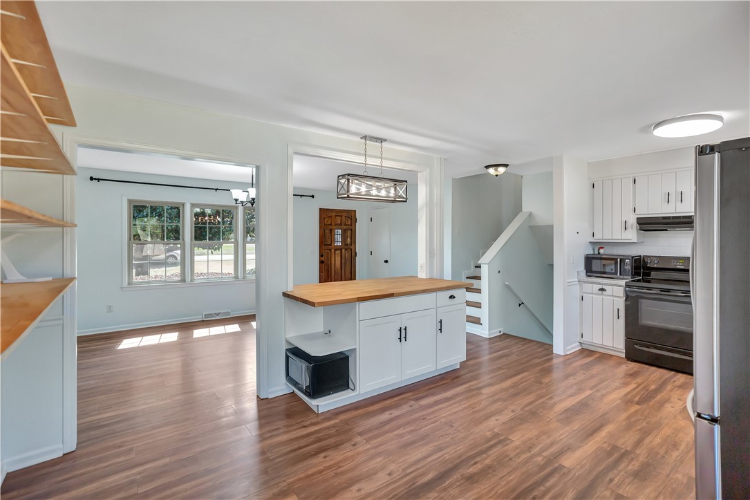 108 Stonebrook Drive