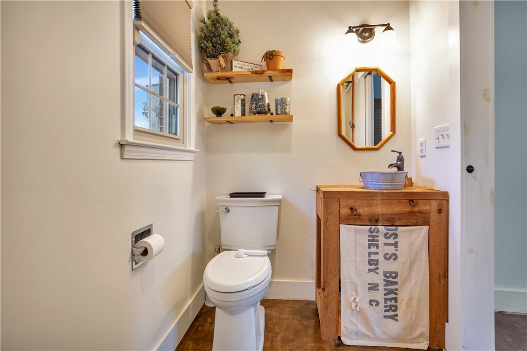 108 Stonebrook Drive