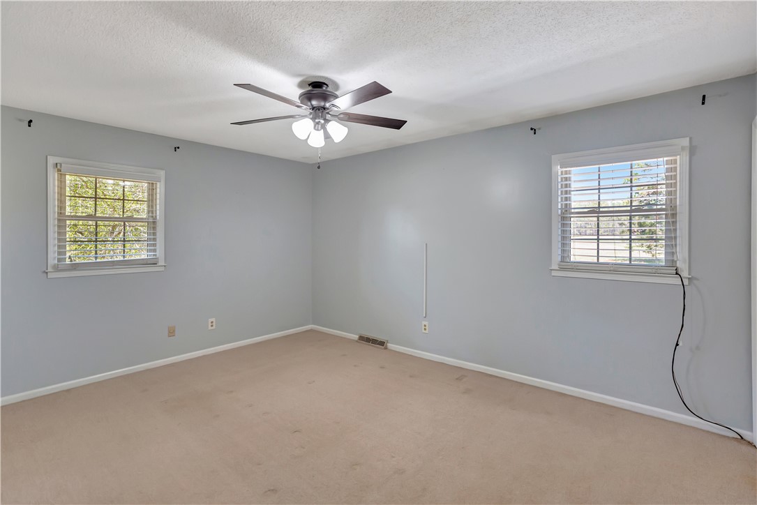 108 Stonebrook Drive