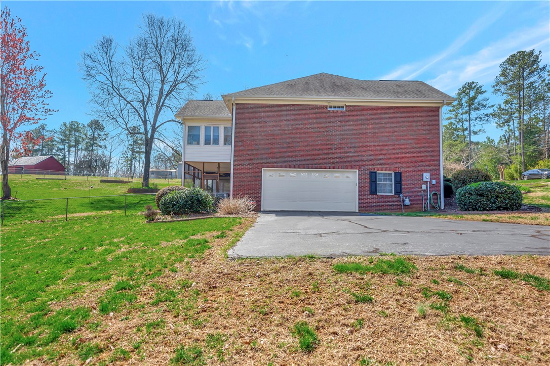 1911 Hampton Shores Drive