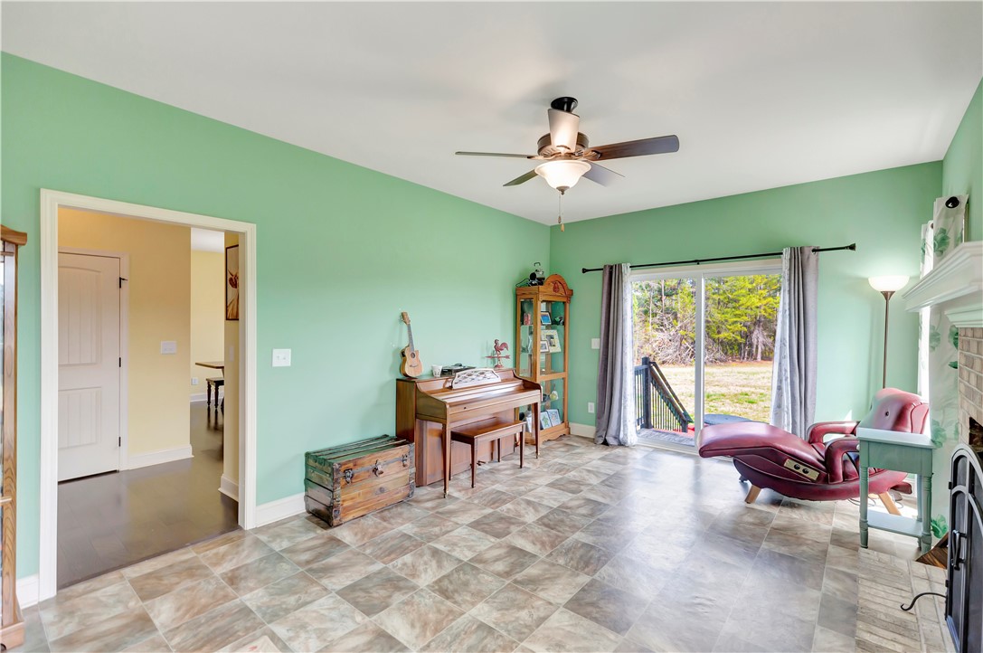 351 Cross Creek Road