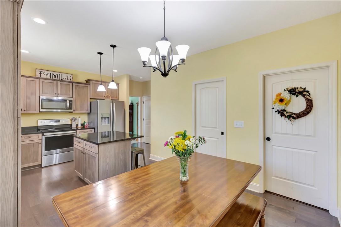 351 Cross Creek Road