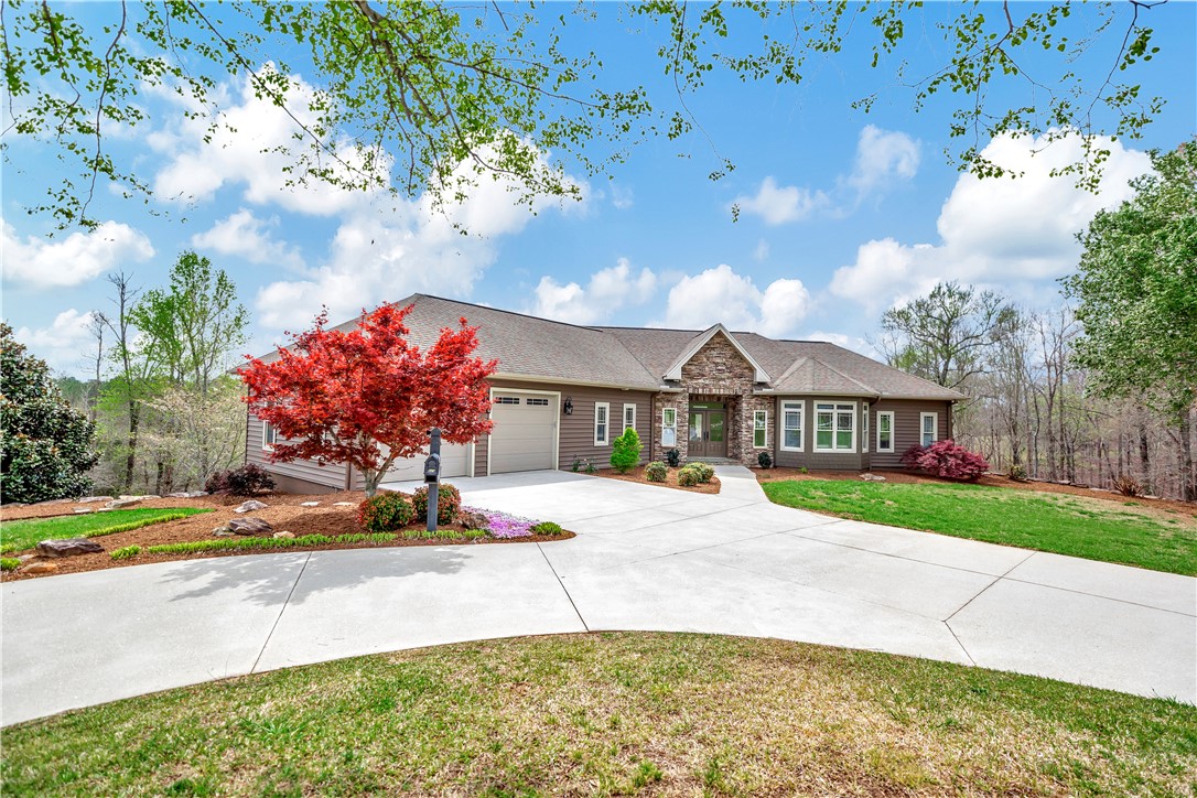 420 Creek Bottom Place