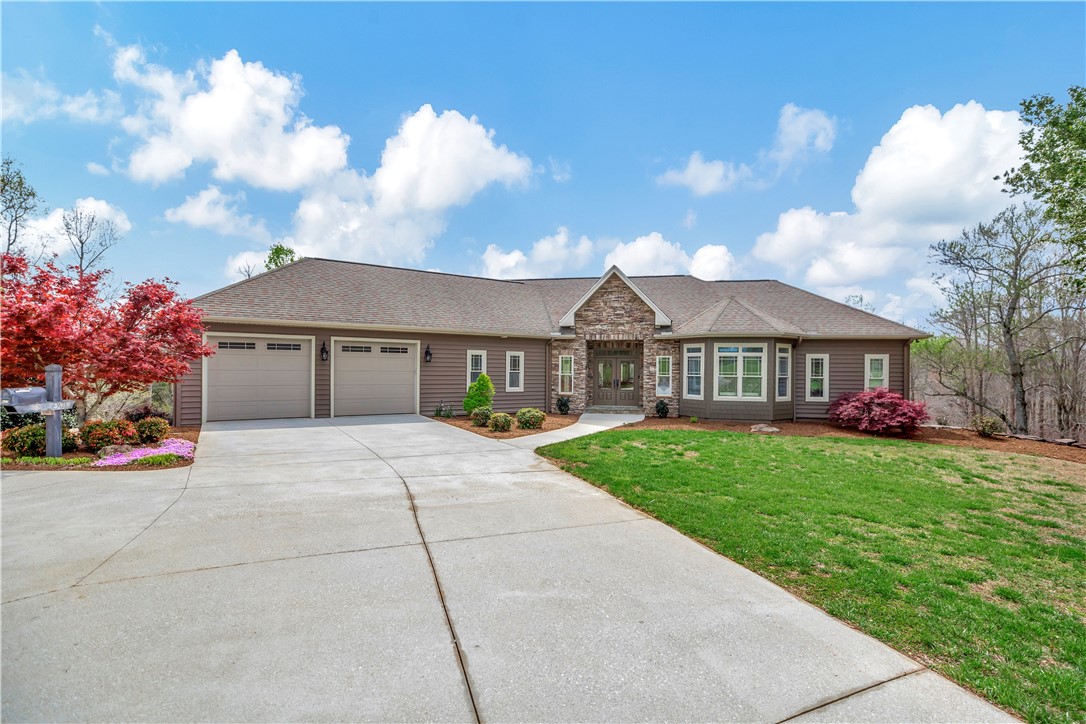 420 Creek Bottom Place