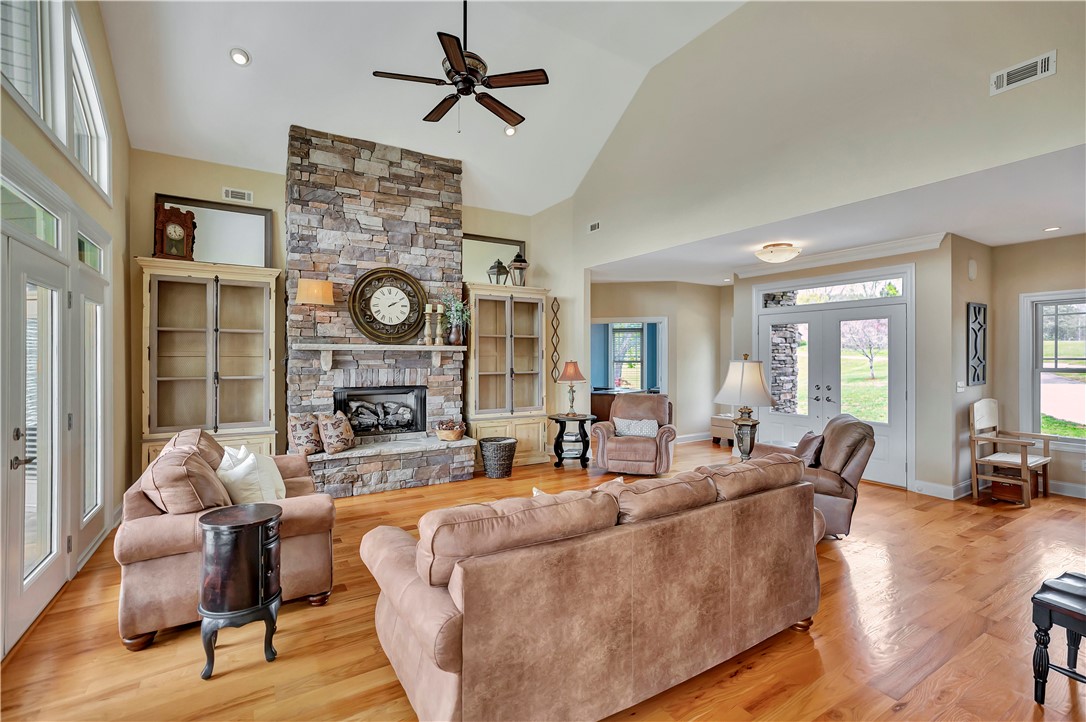 420 Creek Bottom Place