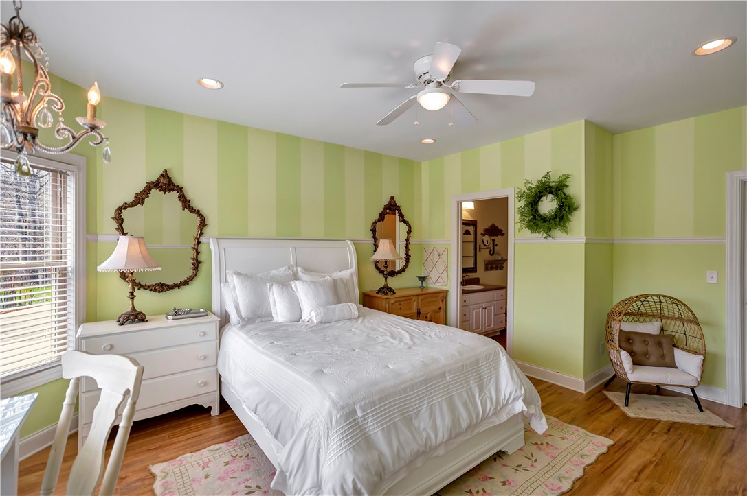 420 Creek Bottom Place