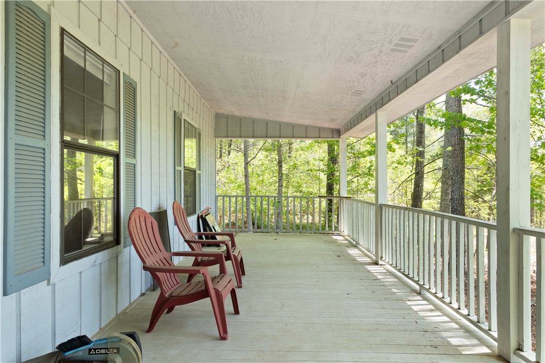 350 Tunnel Town Road