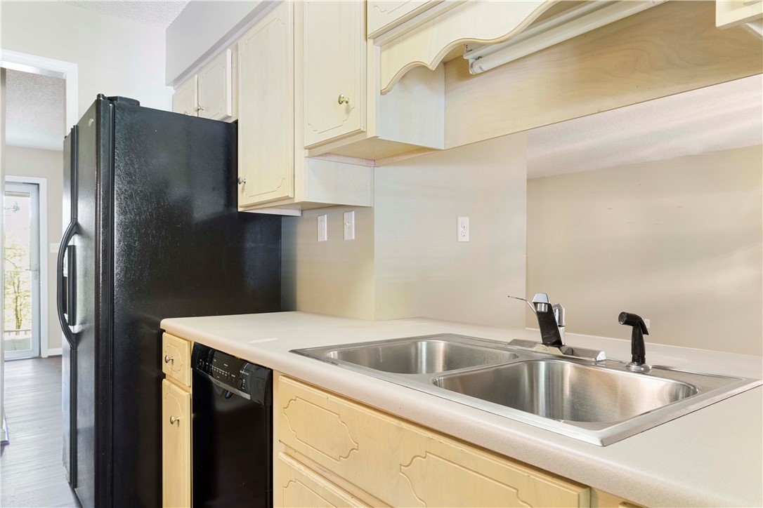 350 Tunnel Town Road