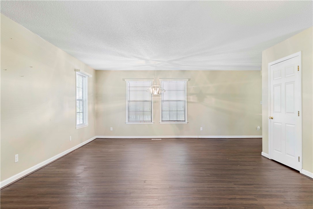 350 Tunnel Town Road