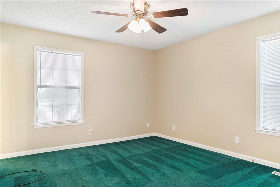 350 Tunnel Town Road