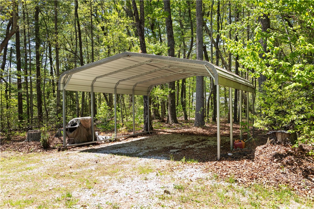 350 Tunnel Town Road