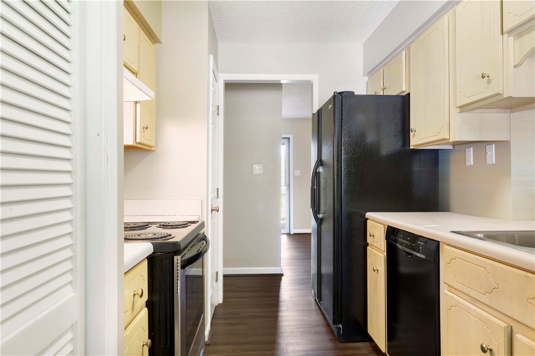 350 Tunnel Town Road